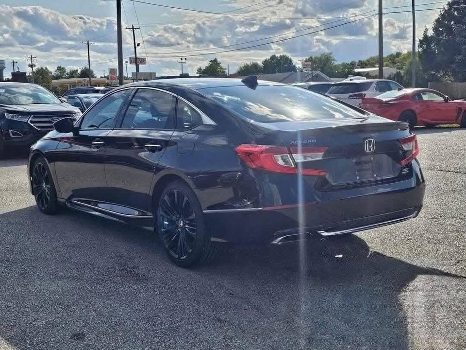 2018 Honda Accord - Image 2