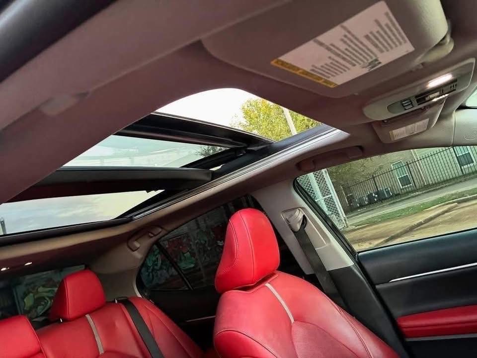 2021 Toyota Camry XSE - Image 5